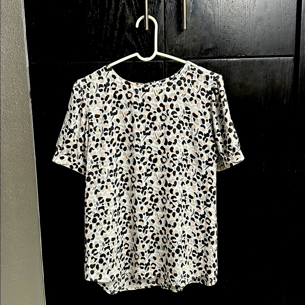 Women's LOFT Leopard Print Top - Picture 1 of 4